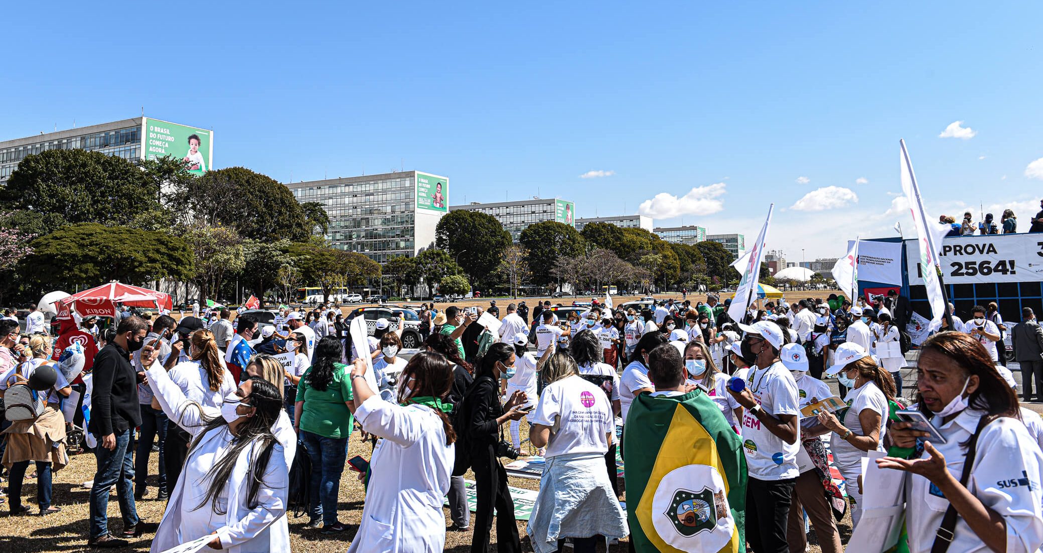 LUTA DA ENFERMAGEM PELO PISO NACIONAL - PL 2564!